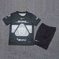 Pumas 25/26 Black Goalkeeper Kids Jersey Set