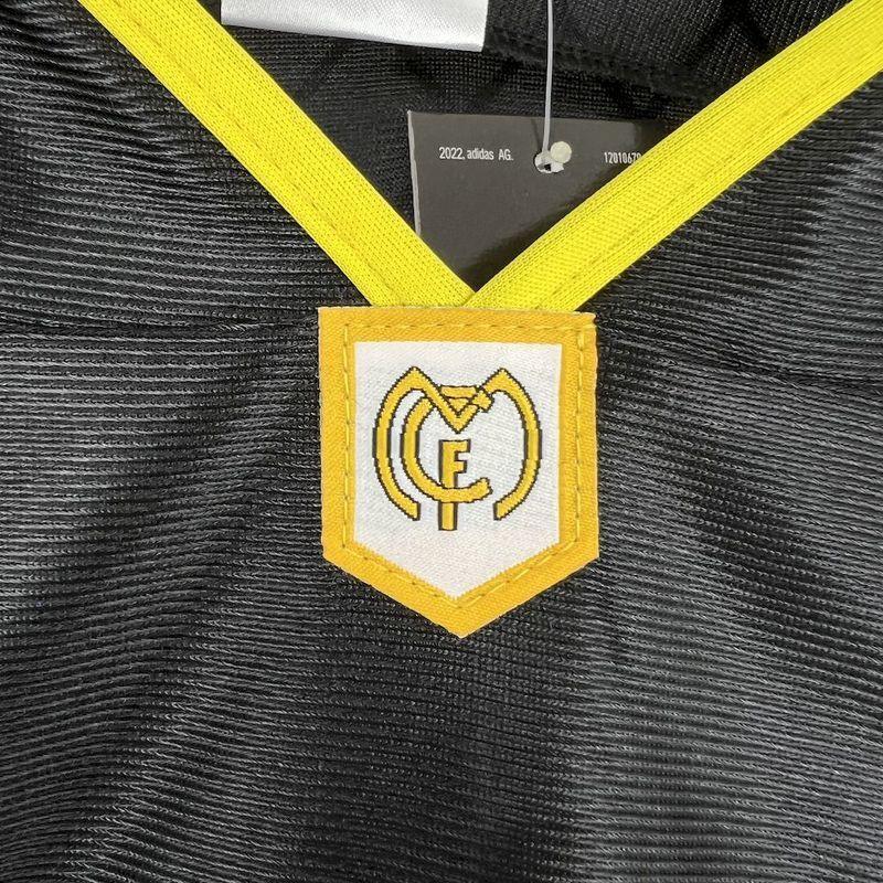 Real Madrid 1998/99 Vintage Retro Away Long Sleeve Jersey