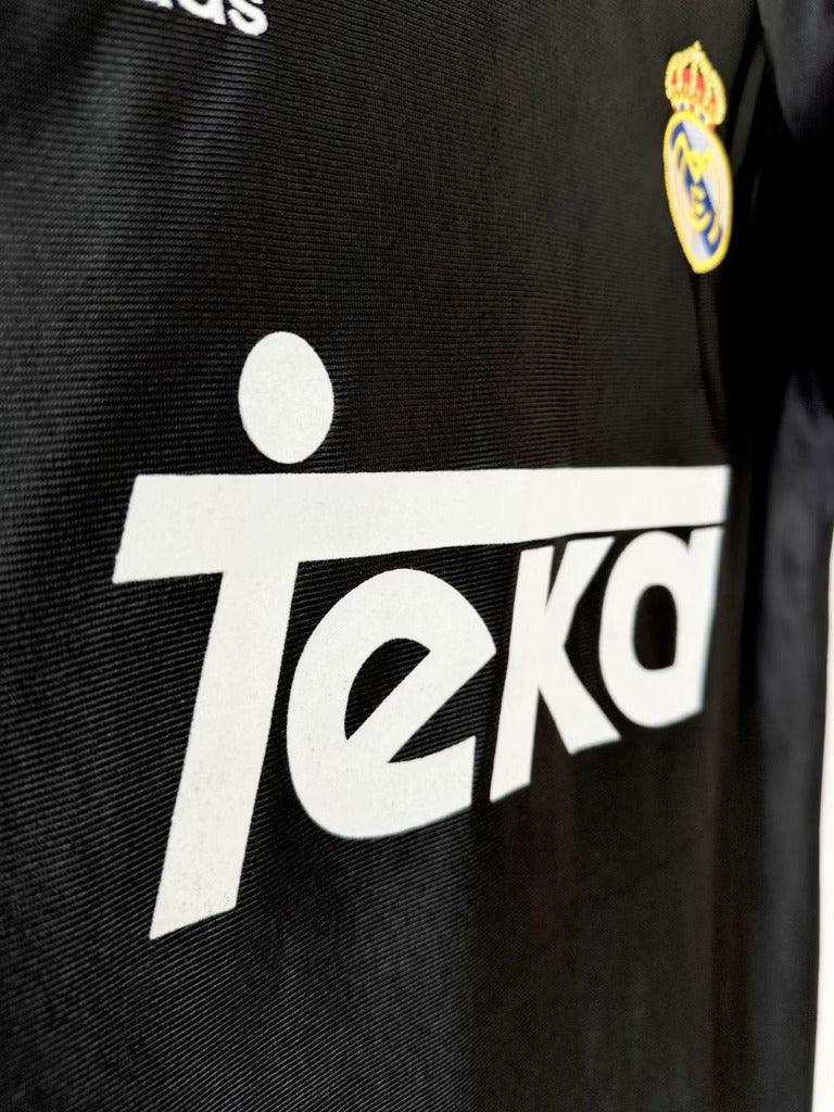 Real Madrid 1999/01 Vintage Retro Away Jersey - Concept Kits
