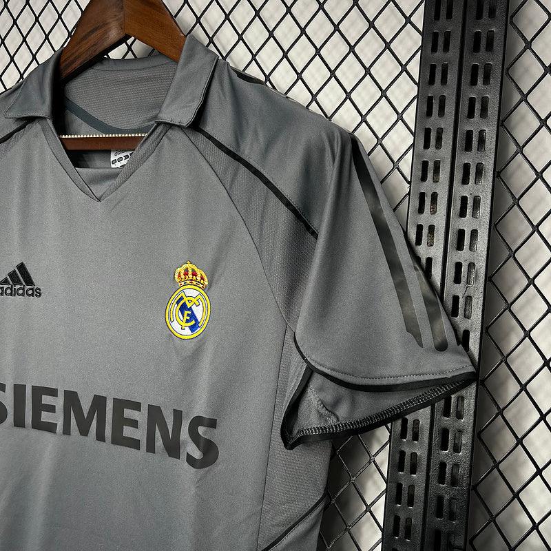 Real Madrid 2005/06 Vintage Retro Gray/Black Third Away Jersey
