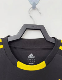 Real Madrid 2011/12 Vintage Retro Black Goalkeeper Jersey - Concept Kits