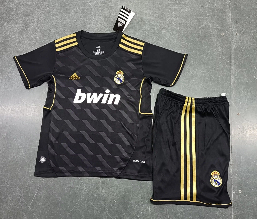 Real Madrid 2011/12 Vintage Retro Black Home Kids Jersey Set