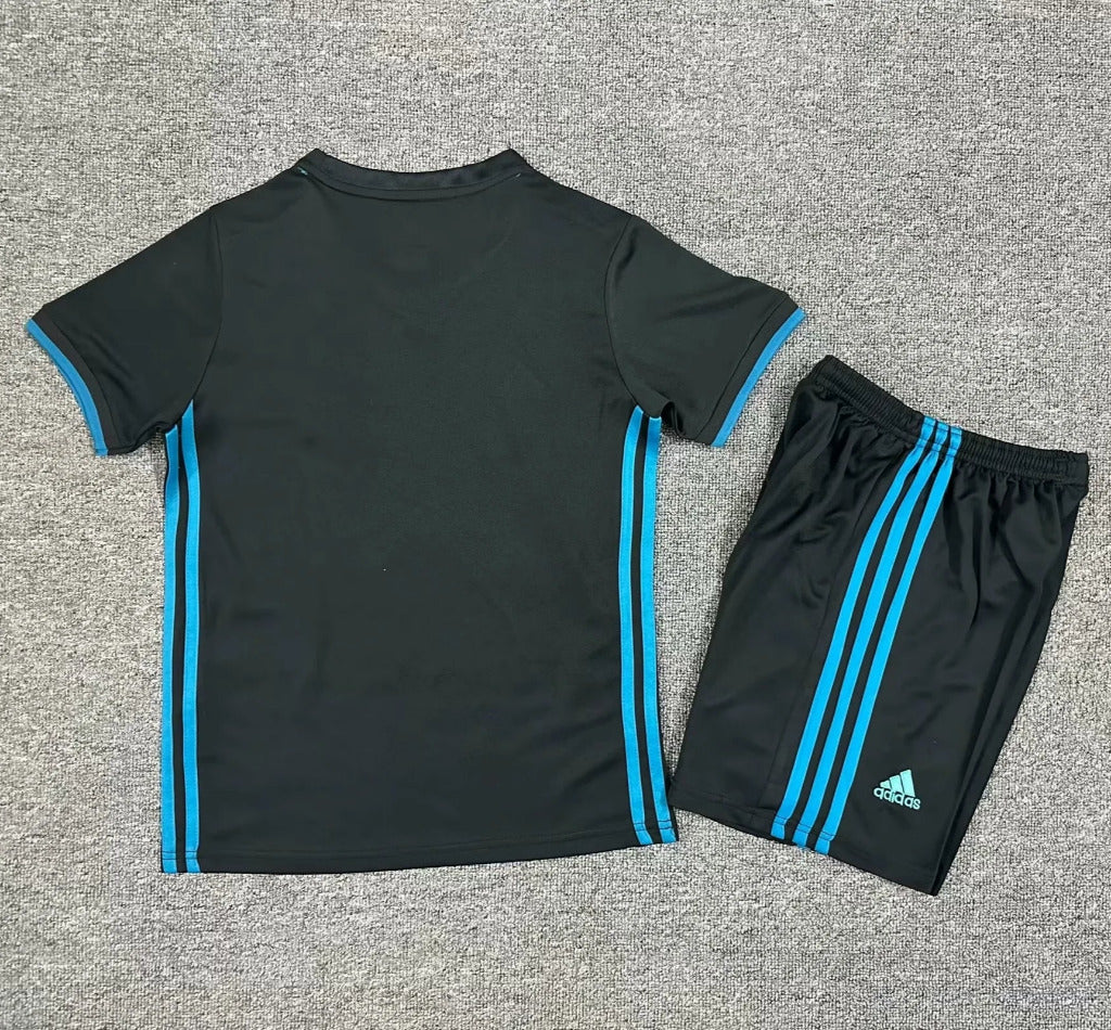 Real Madrid 2016/17 Vintage Retro Black Away Kids Jersey Set