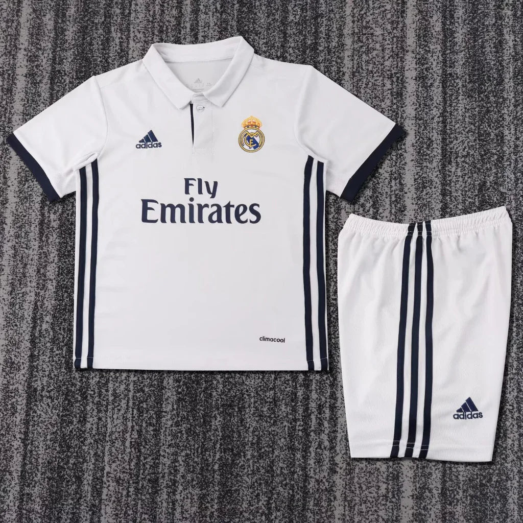 Real Madrid 2016/17 Vintage Retro Home Kids Jersey Set