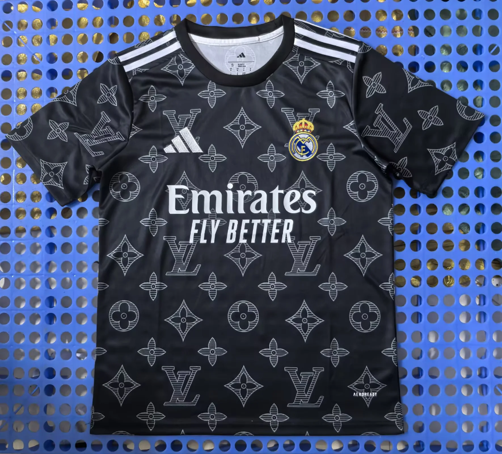 Real Madrid 25/26 Black Fans Special Edition Jersey - Concept Kits