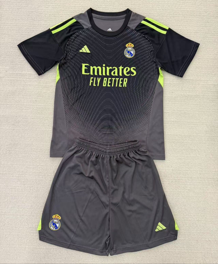 Real Madrid 25/26 Black Kids Goalkeeper Kit - Concept Kits