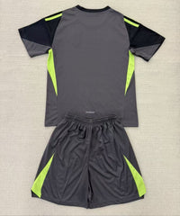 Real Madrid 25/26 Black Kids Goalkeeper Kit - Concept Kits