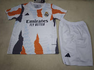 Real Madrid 25/26 Orange/Charcoal Training Kids Jersey Set
