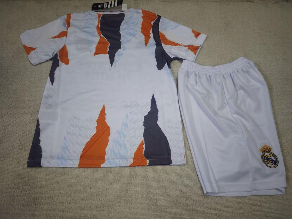 Real Madrid 25/26 Orange/Charcoal Training Kids Jersey Set