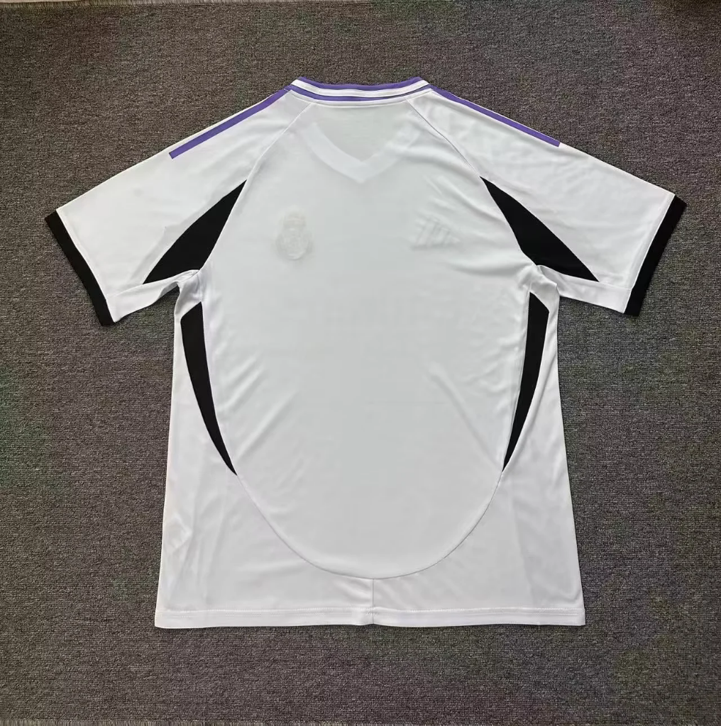 Real Madrid 25/26 White Pre-Match Training Jersey - Concept Kits