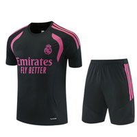 Real Madrid 26/27 Black/Pink Training Kids Jersey Set