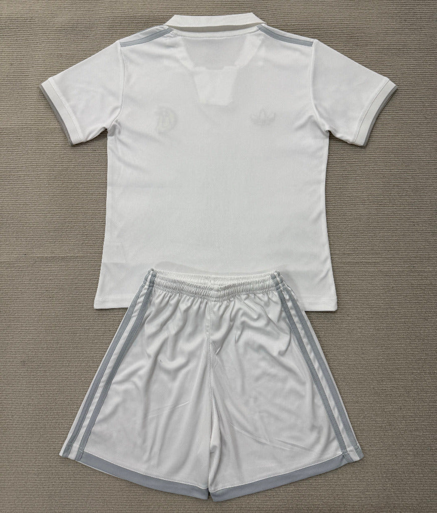 Real Madrid 26/27 White/Silver Stripes Kids Jersey Set