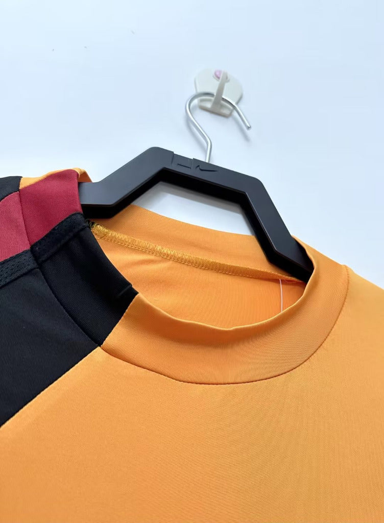 Roma 2005/06 Vintage Retro Home Jersey - Concept Kits