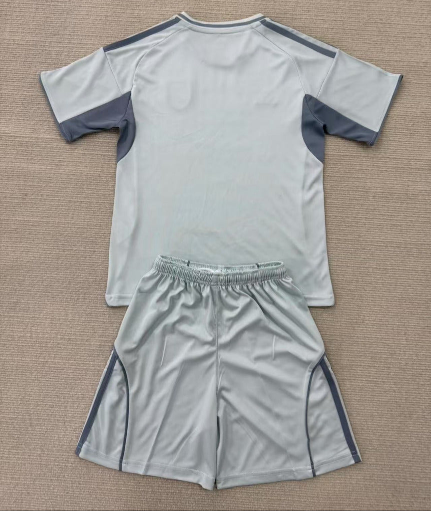 San Jose Earthquakes 25/26 Pre-Game Kids Jersey Set