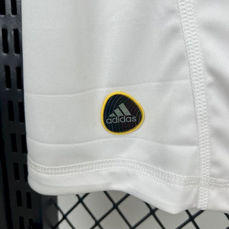 Spain 2010 Vintage Retro White Away Jersey