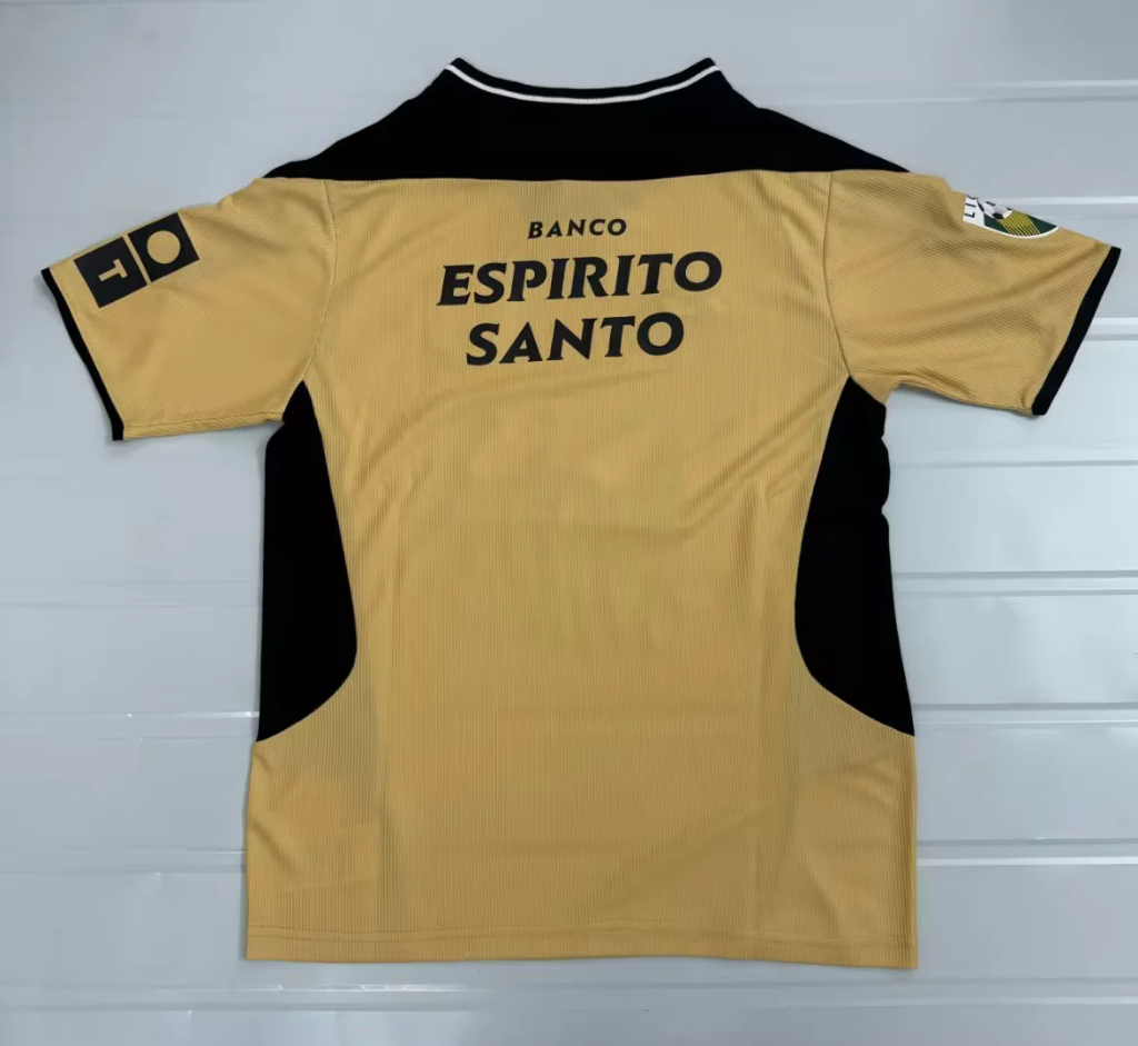 Sporting Lisbon 2003/04 Vintage Retro Away Jersey