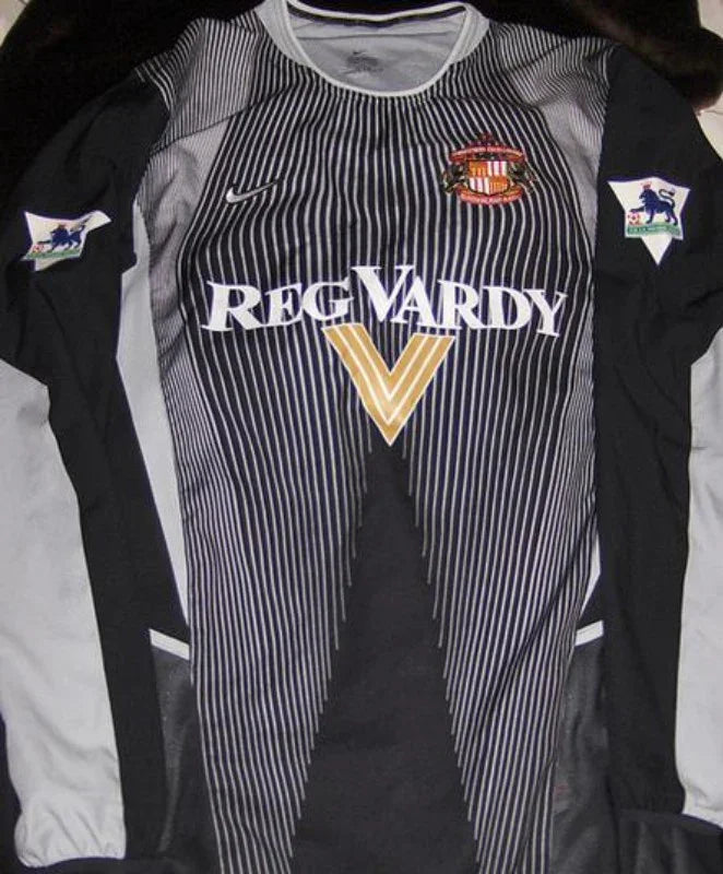 Sunderland 2002/03 Retro Black/Off-white/Gold Goalkeeper Away Long Sleeve Jersey