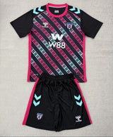 Sunderland 25/26 Black/Pink/White Stripes Goalkeeper Kids Jersey Set