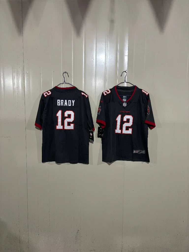 Tampa Bay Buccaneers 2020/22 Brady #12 Black Kids Jersey