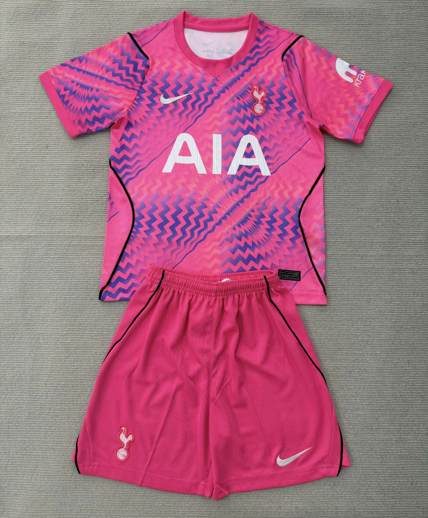 Tottenham 26/27 Pink Goalkeeper Kids Jersey Set