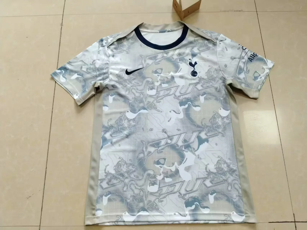 Tottenham Hotspur 25/26 White Pre-Match Training Jersey