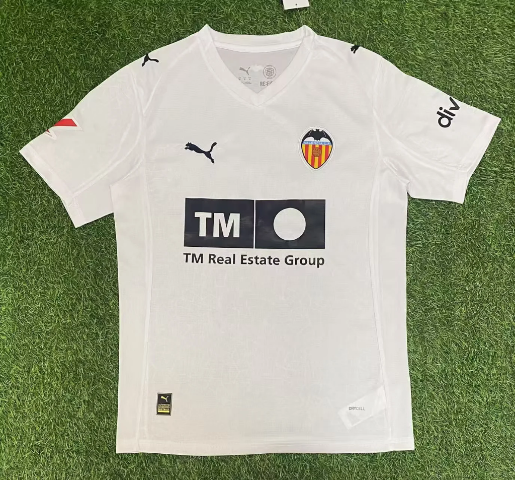 Valencia 25/26 Home Jersey - Concept Kits